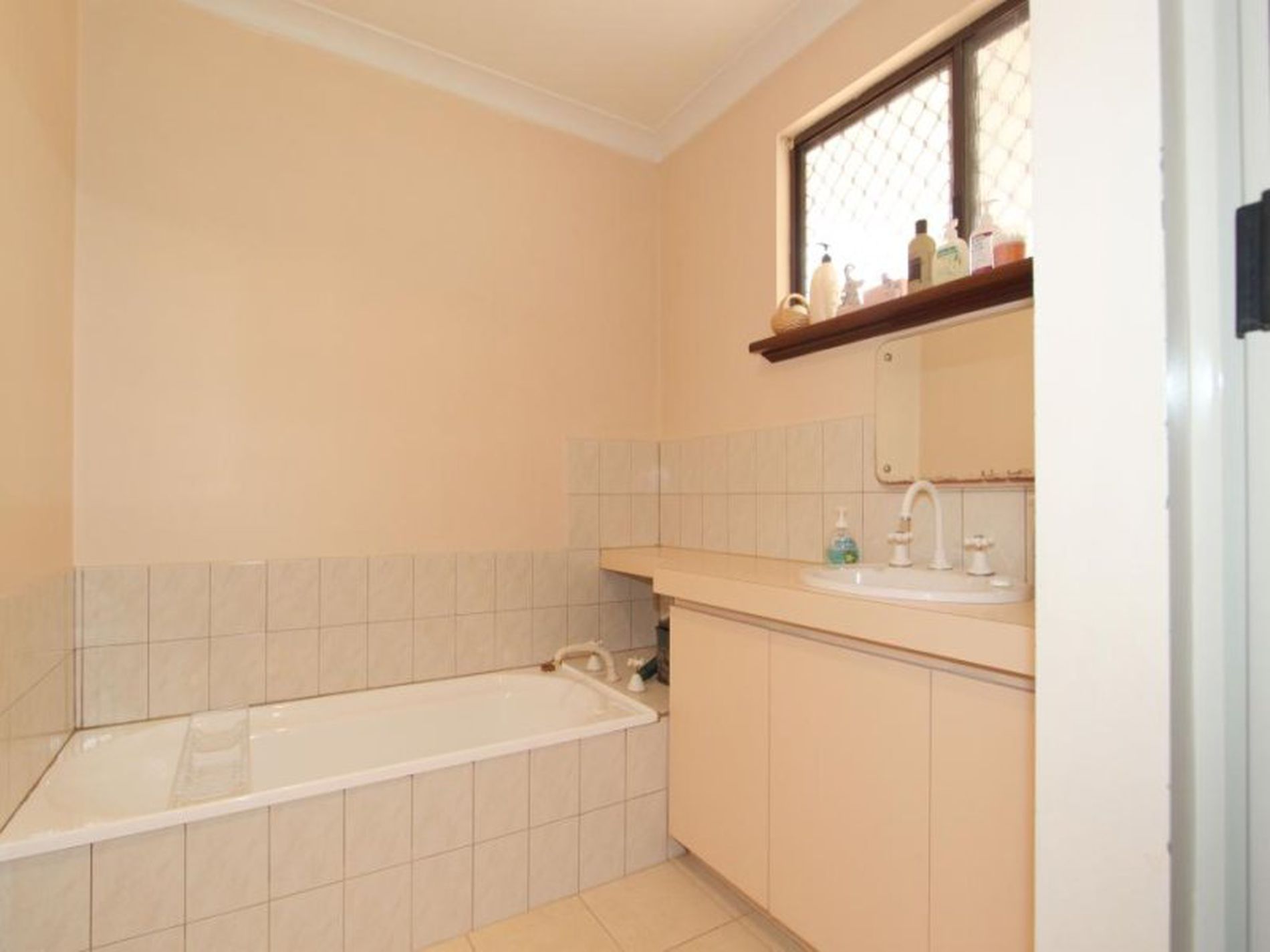 32 Clancy Street, Boulder