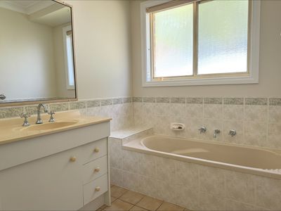 1 / 24 Flinders Street, Parkes