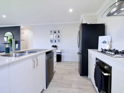 69 Pleasantview Parade , Baldivis