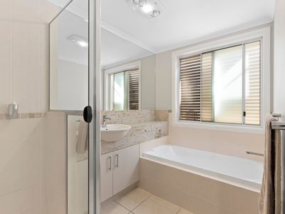 77 Stanley Terrace, Taringa