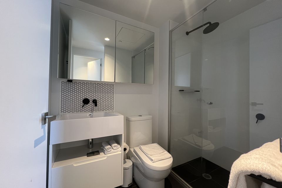 4410 / 442 Elizabeth Street, Melbourne