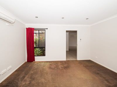 6 Bernard Crescent, Kingaroy