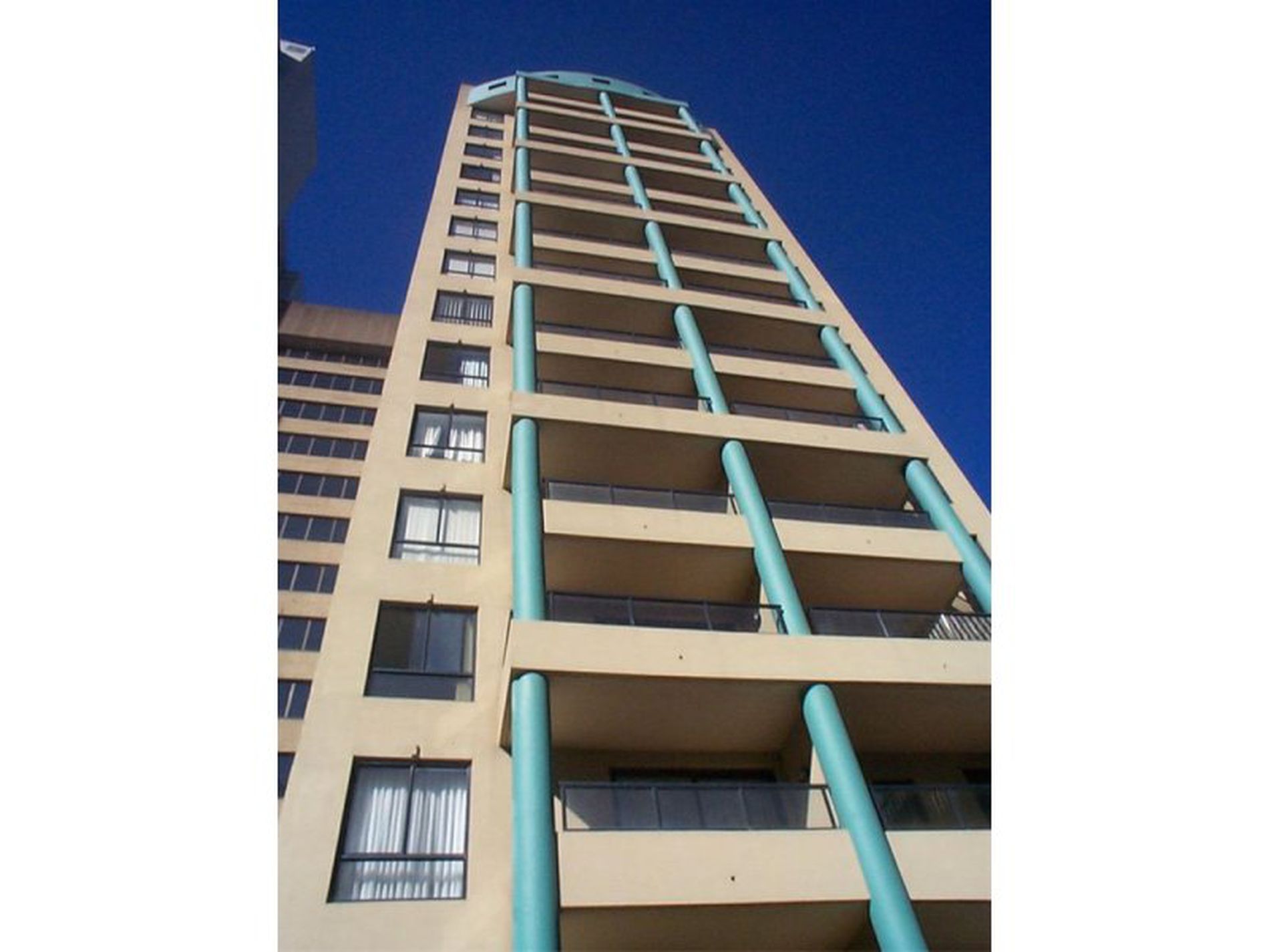 1201 / 1 Hosking Place, Sydney