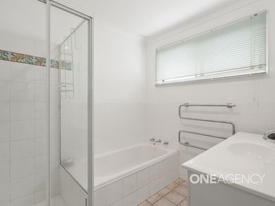 38 Fuchsia Crescent, Bomaderry