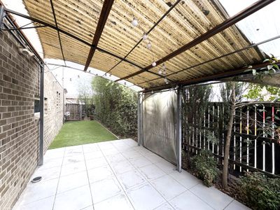 1 Hamlet Street, Greensborough