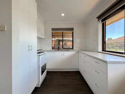 1 / 4 Drummond Street, Swan Hill