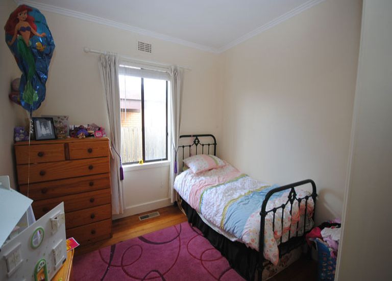 37 Learmonth Street, Portland