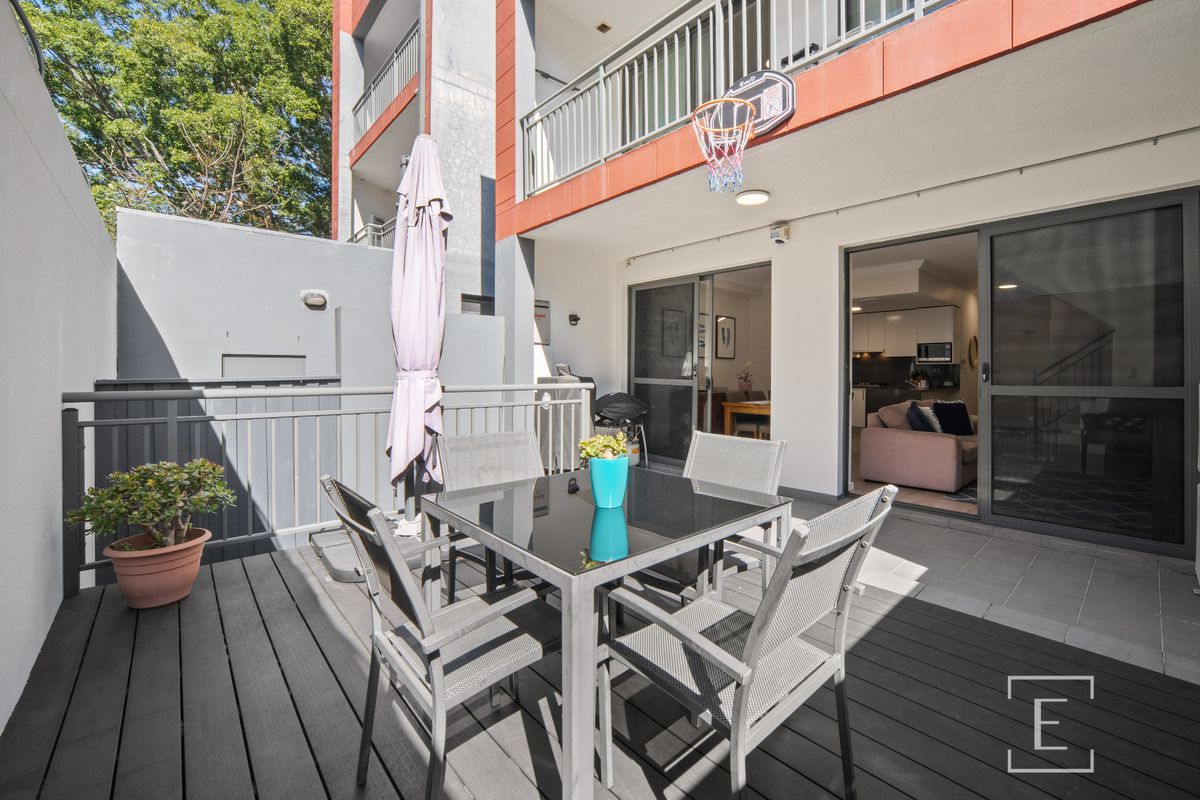 4 / 418 Lyons Road, Five Dock