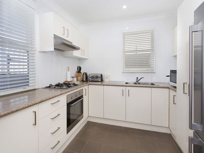 1 / 66 Queen Street, Lake Illawarra