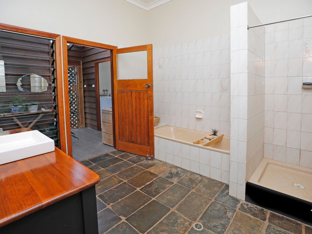 30 Eacham Road, Yungaburra