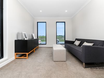 44 Treehouse Avenue, Clyde