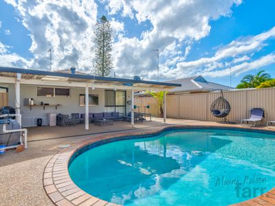 5 Barrine Crescent, Coombabah