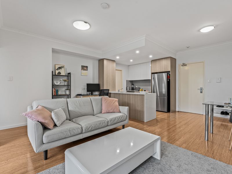 2 / 2 Rowe Avenue, Rivervale