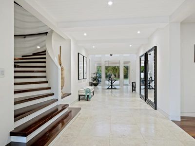 249-255 Monaco Street, Broadbeach Waters
