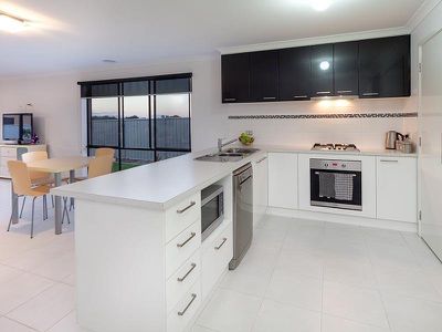 3 LAUREN PLACE, Wodonga