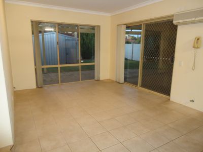 8 Lymburner Drive, Hillarys