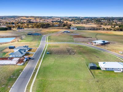 24 Nicholson Circuit, Crookwell