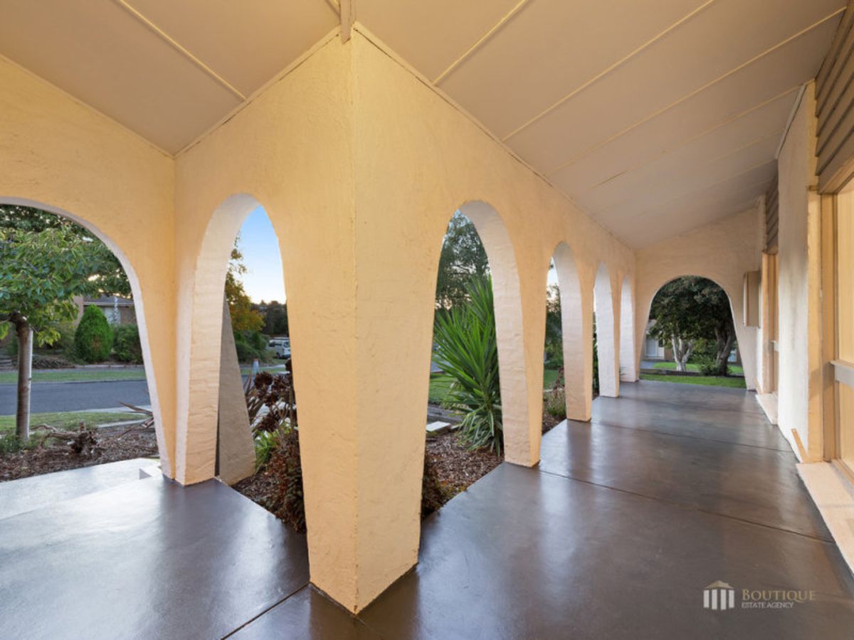 12 Suffolk Road, Dandenong North
