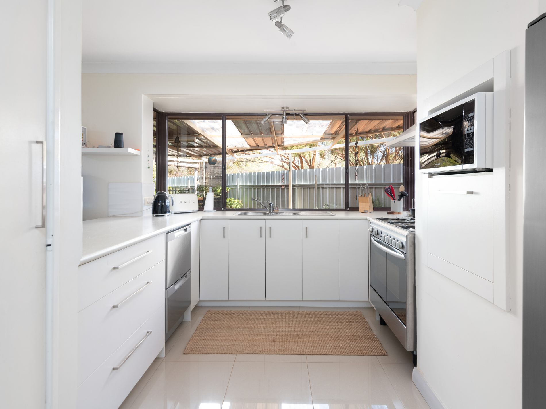 17 Littlewood Place, West Lamington