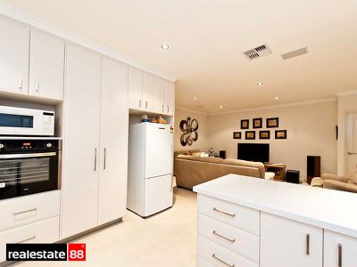 38B Leeds Street, Dianella