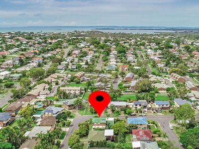 27 Sunstone Street, Manly West
