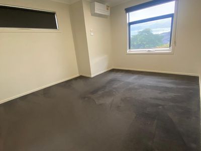 2 / 23 Larissa Street, Tarneit