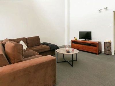 2 / 184 Torquay Road, Scarness