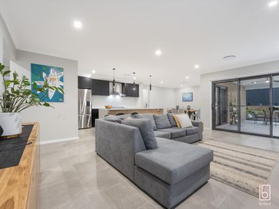 21 Piper Avenue, Cooranbong
