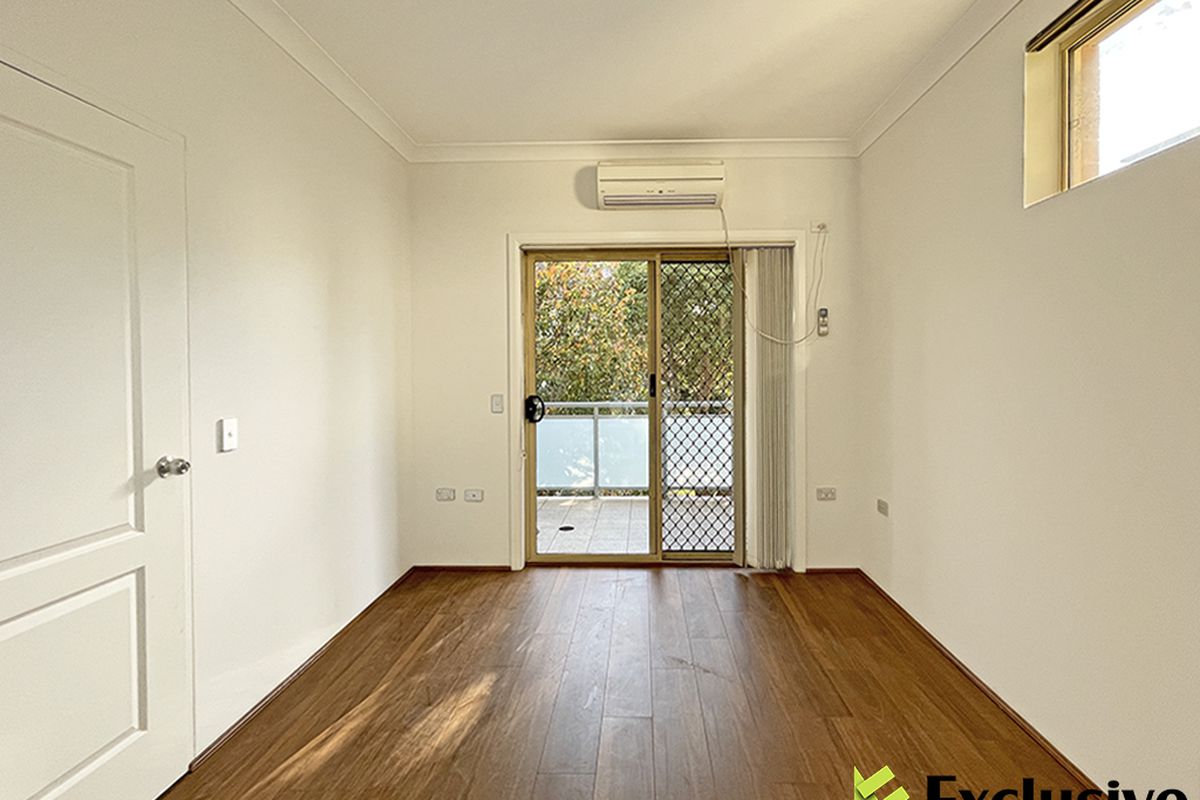 6 / 10 Crane Street, Homebush