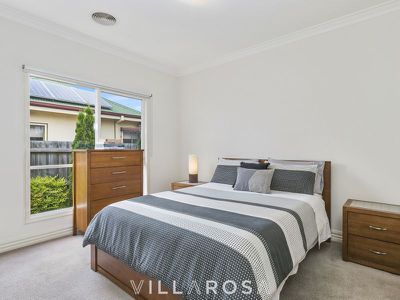 2 / 135 Roslyn Road, Belmont