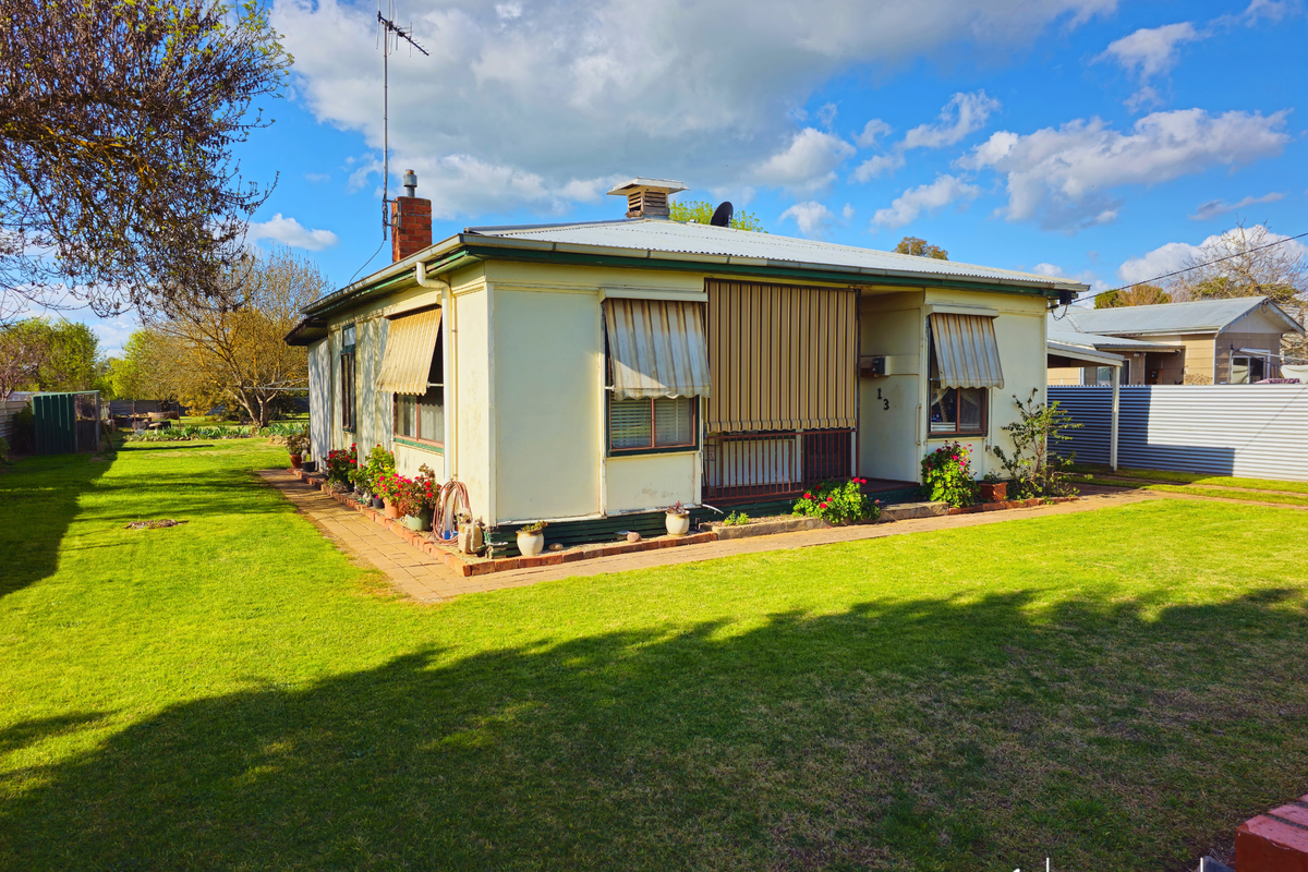 13 Pearce Street, Merrigum