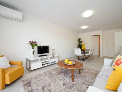 *8/24 Gladstone Road, Armadale