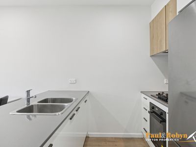 11C Woodberry Avenue, Coombs