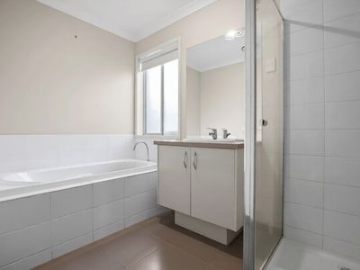 10 Susan Place, Tarneit