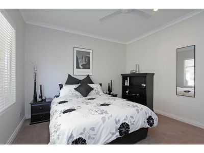 18 Aquanita Rise, Darling Downs