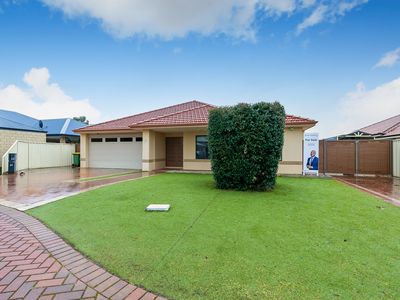 12 Carmine Close, Southern River