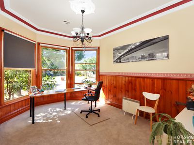 12 Farrar Avenue, Horsham