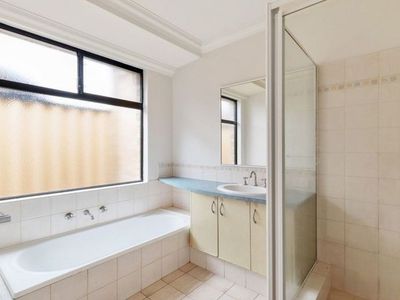 18C Moore Street, Dianella