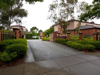 14 / 12 Grant Close, Berwick