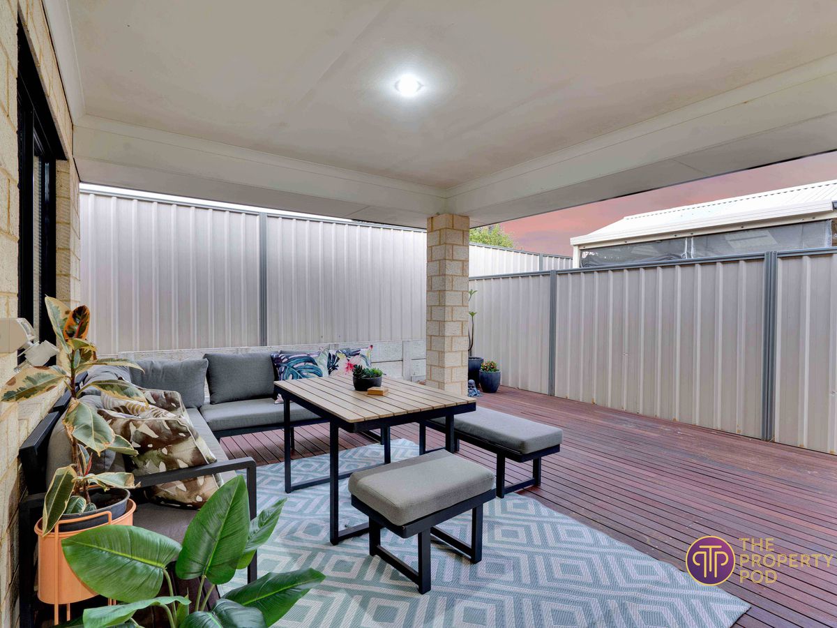 14 Gully Close, High Wycombe