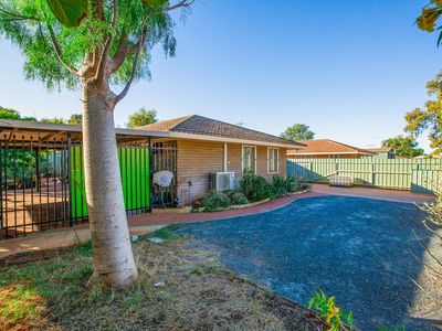 8 Koolama Crescent, South Hedland