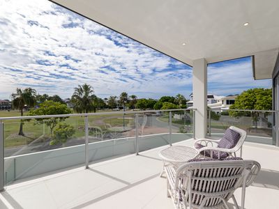 38 TARAWA STREET, Parrearra