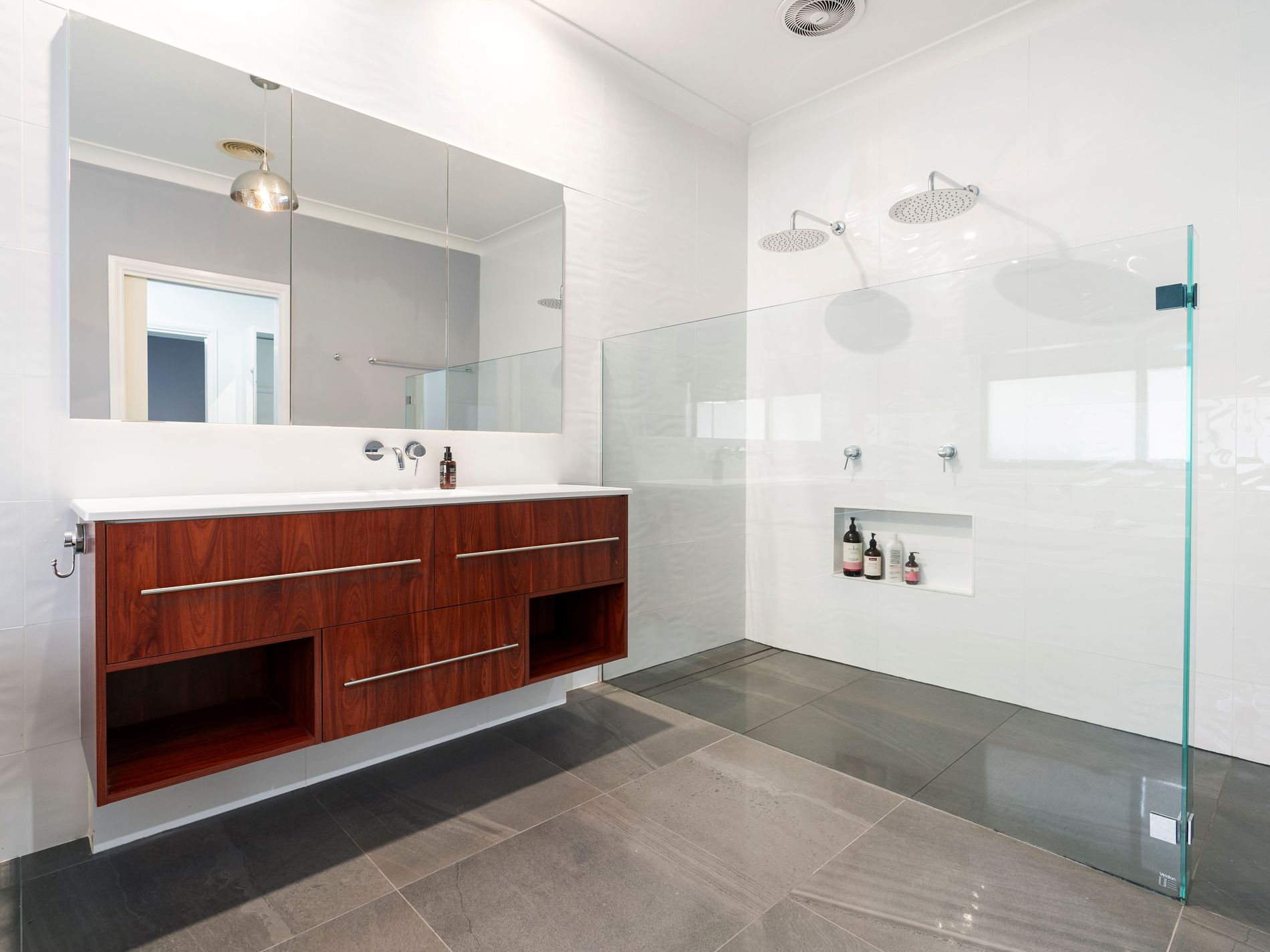 164 HUON-KIEWA ROAD, Tangambalanga