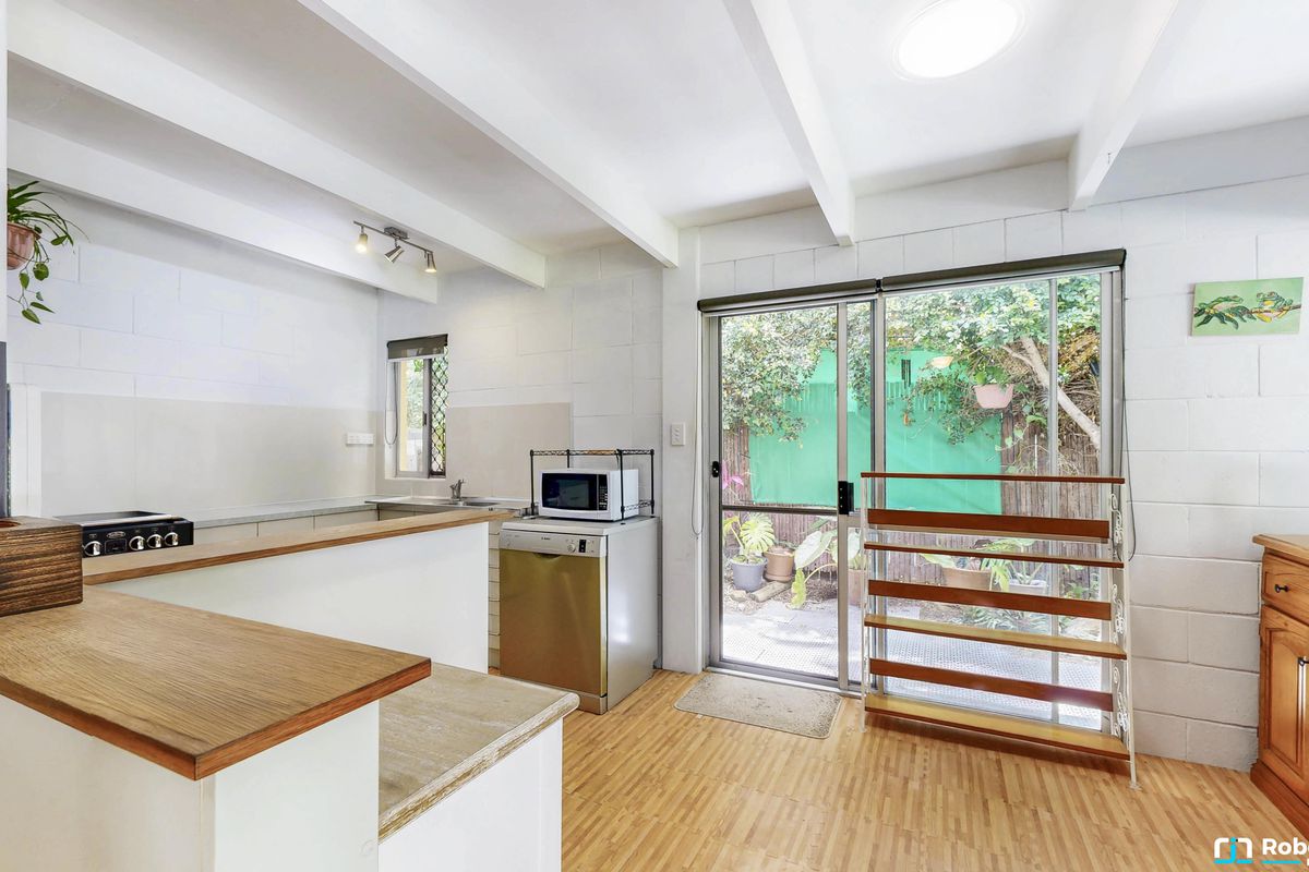 22 Pines Avenue, Cooroibah