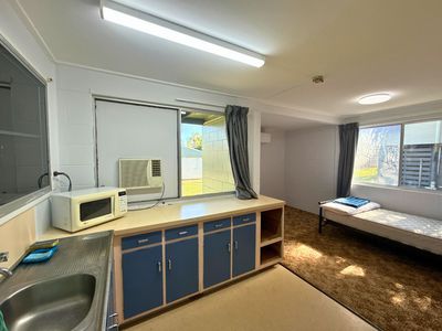 17 MacKay Street, Moranbah