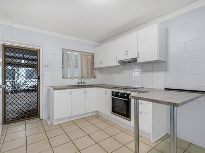 1 / 282 Lake Street, Cairns North