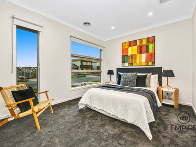 29 Grazing Way, Clyde North