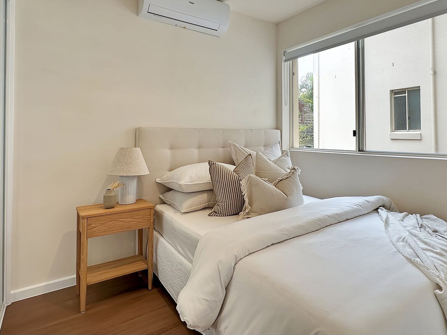 2 / 8 Mitre St, St Lucia