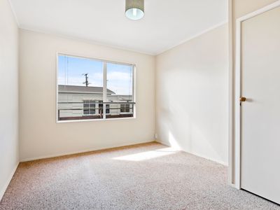 2 / 2 Garelja Road, Henderson