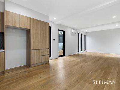 1 / 53 Surrey Drive, Keilor East